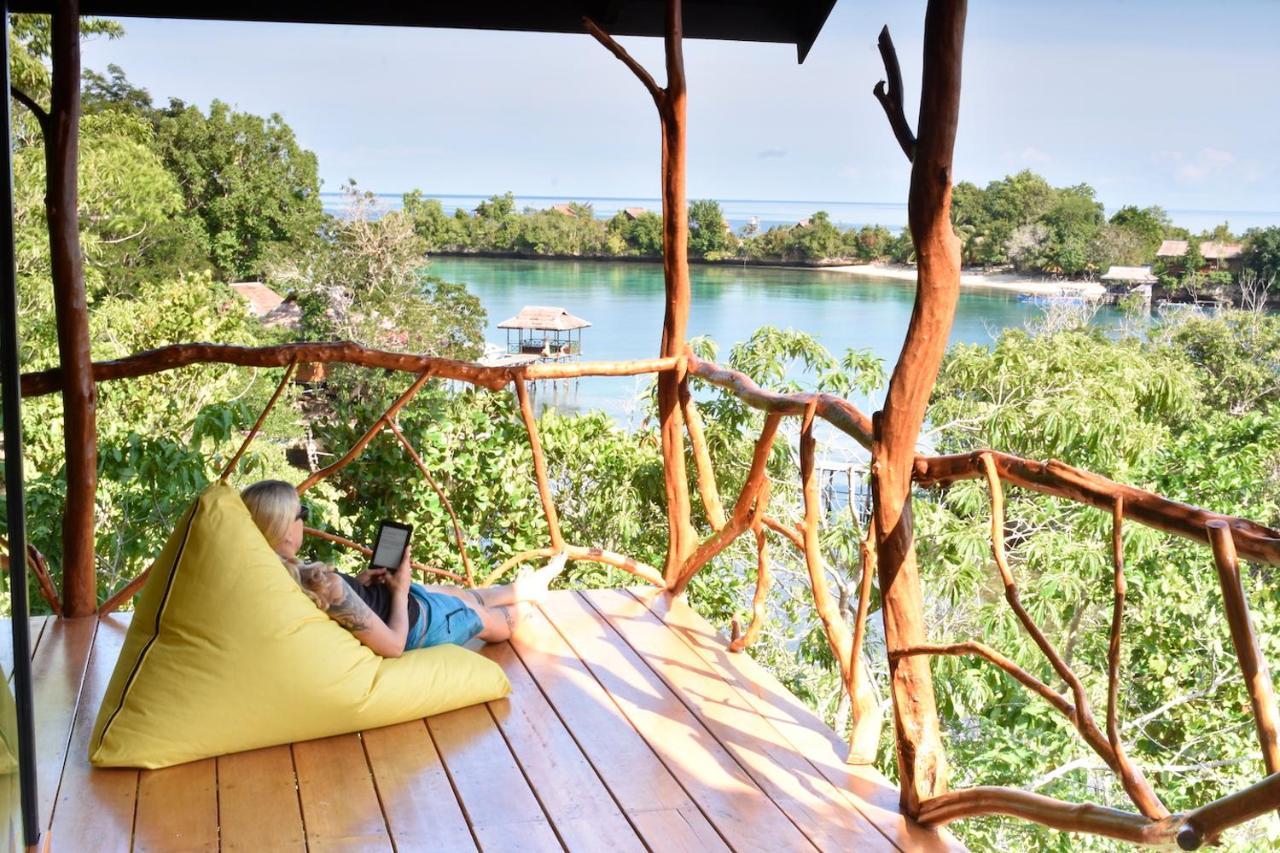Araya Dive Resort Togean Bomba Exterior photo