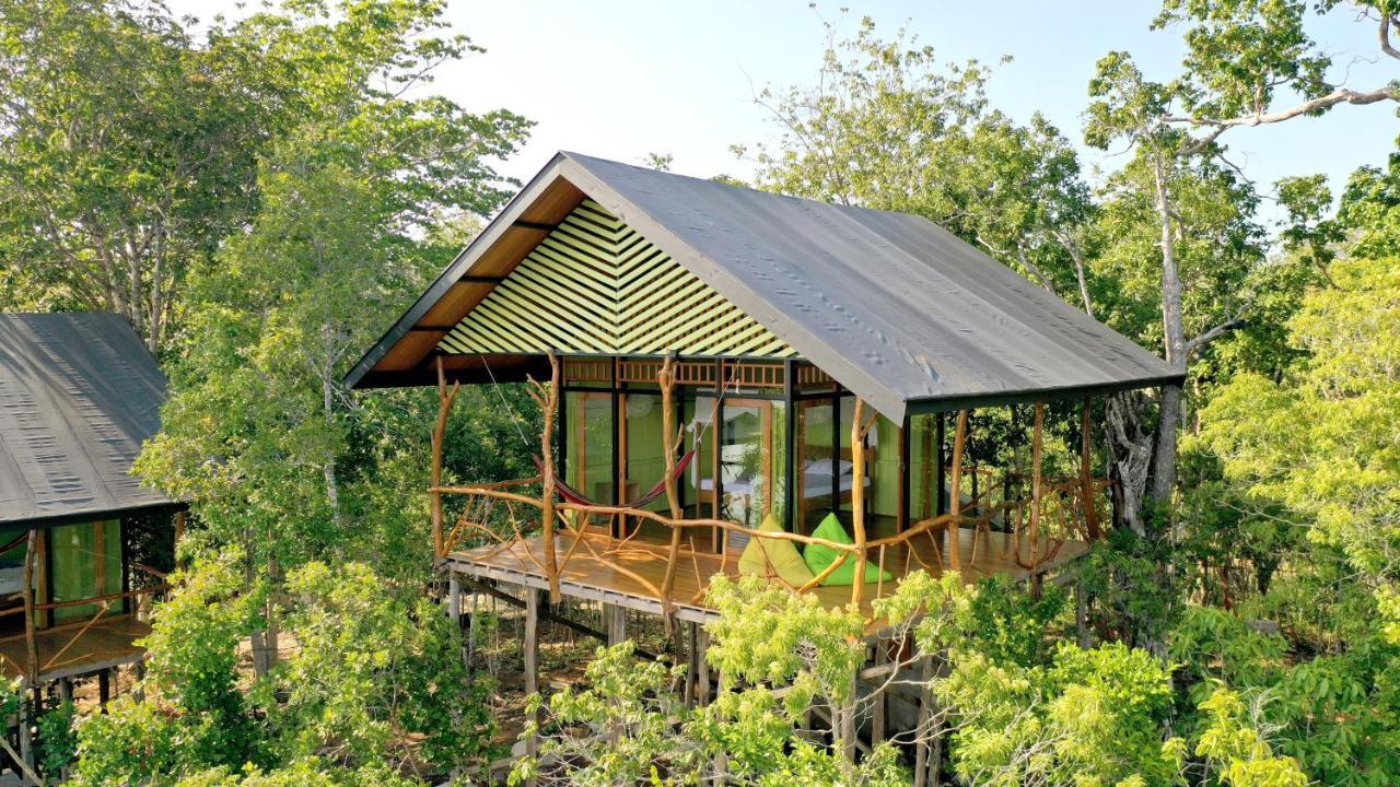 Araya Dive Resort Togean Bomba Exterior photo