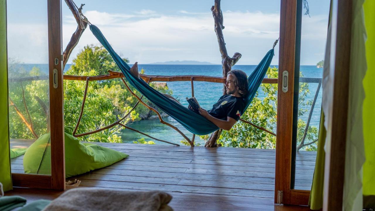 Araya Dive Resort Togean Bomba Exterior photo